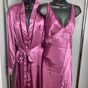 Satin Négligée and Robe Set